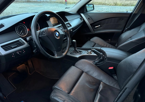BMW Seria 5 cena 25999 przebieg: 296012, rok produkcji 2005 z Wrocław małe 92
